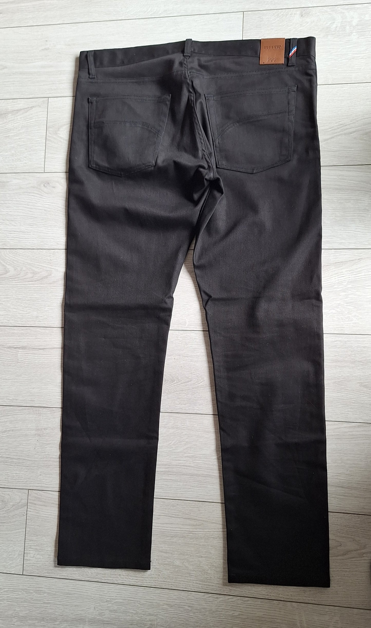 Jean Slim Augustin noir
