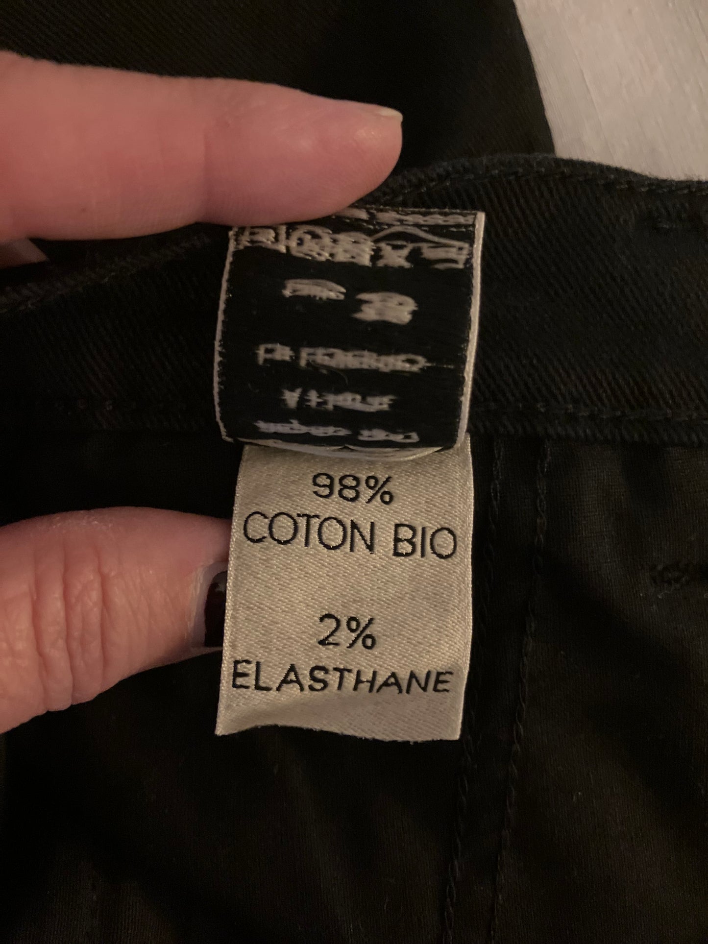 Chino ajusté taille haute Noir - Léonie