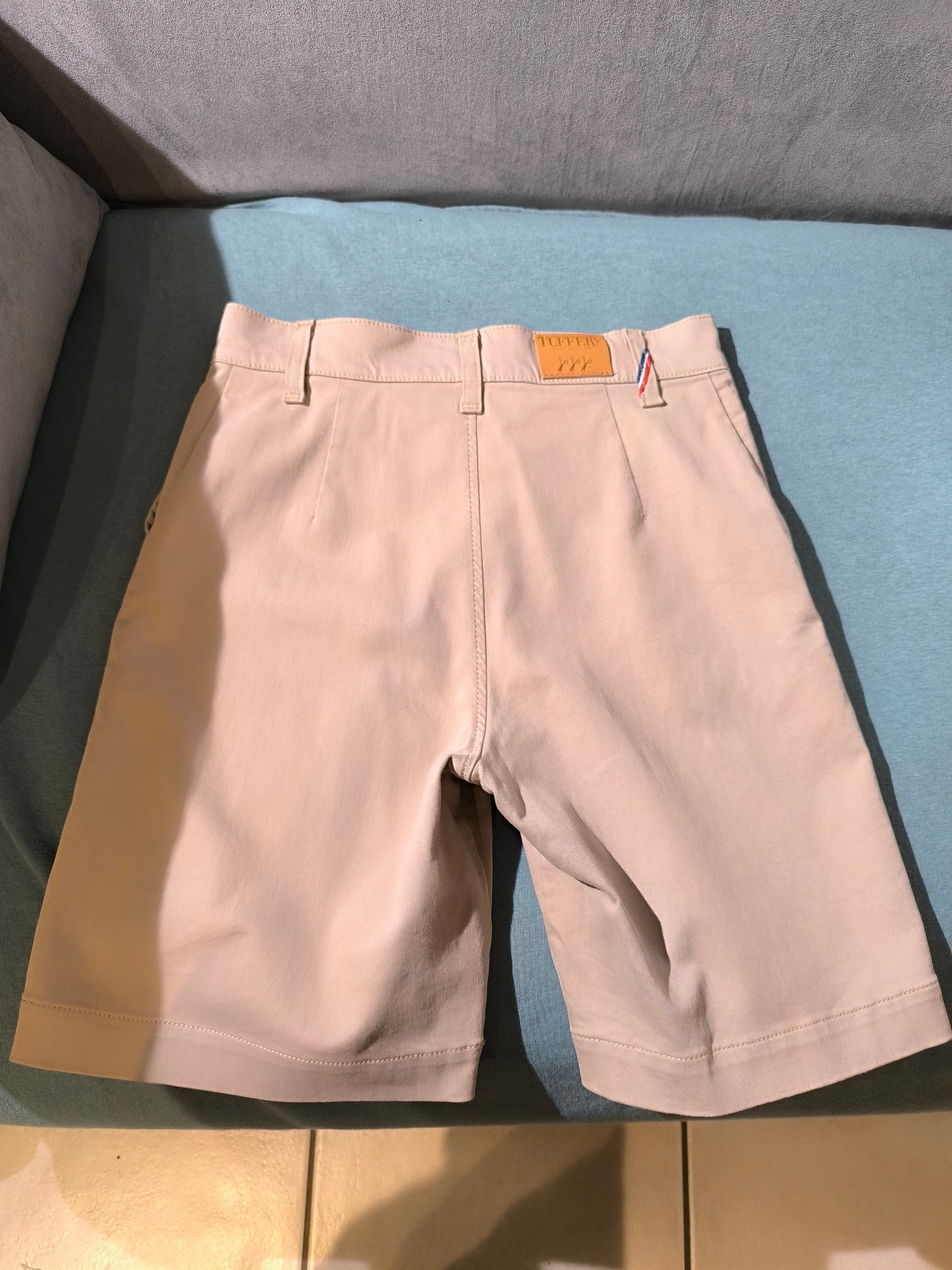 Short ajusté taille haute sable – Lucette