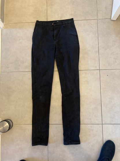 Chino ajusté taille haute Noir - Léonie