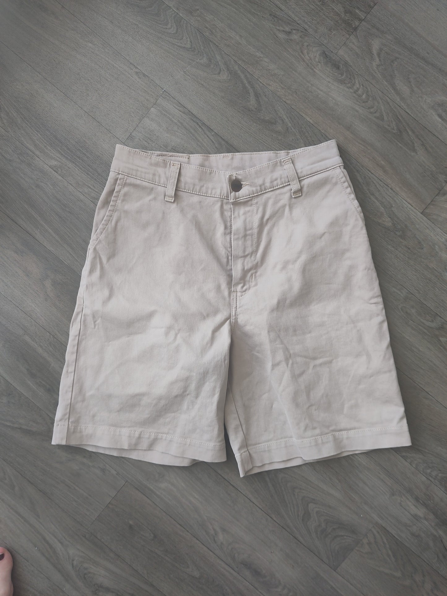 Short ajusté taille haute sable – Lucette