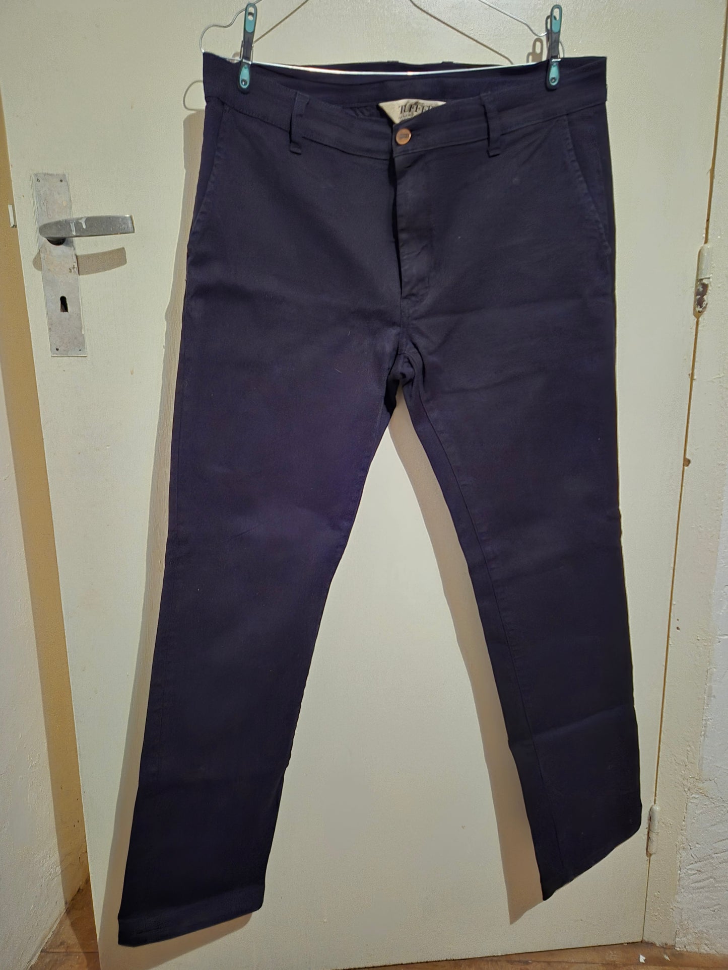 Chino droit ajusté Noir - Ernest