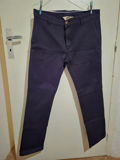 Chino droit ajusté Noir - Ernest