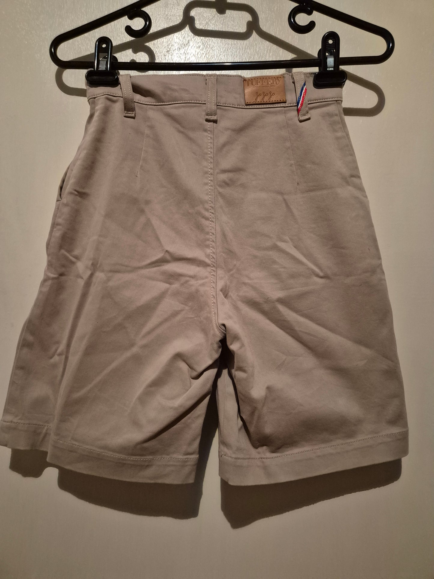 Short ajusté taille haute sable – Lucette