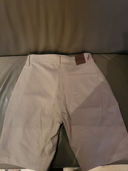 Short droit ajusté beige - Maurice