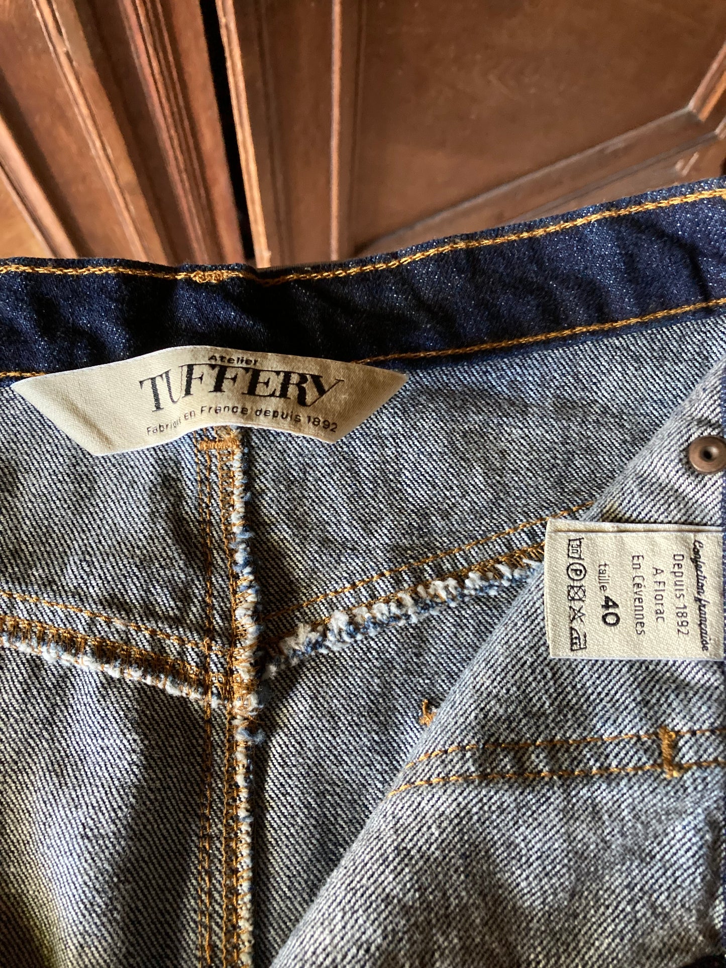 Jupe trapèze en jean brut – Juliette