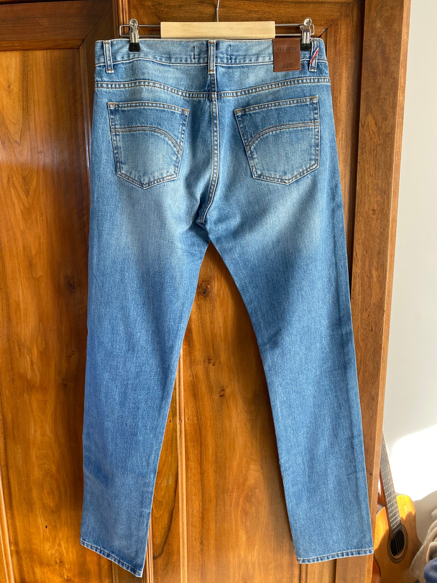 Jean homme droit ajusté clair