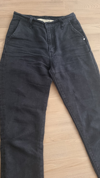 Chino droit ajusté taille haute en jean 100% lin français – Léonie