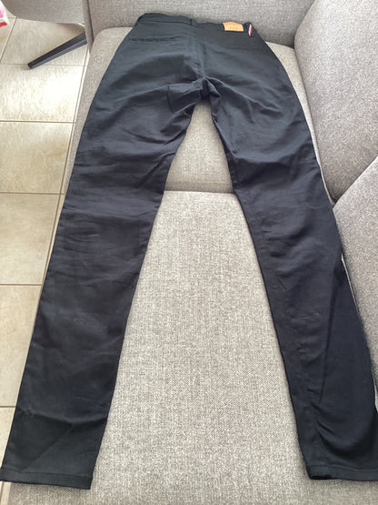 Chino ajusté taille haute Noir - Léonie